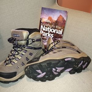 Hi-tec Hiking Boots- Womens size 7